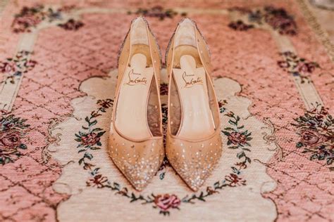 scarpe sposa colorate chanel|Sposa, le scarpe rosa per il giorno del sì .